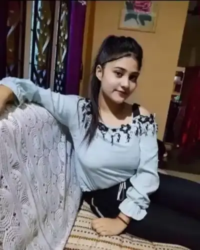 Call Girls Service in Dhantoli